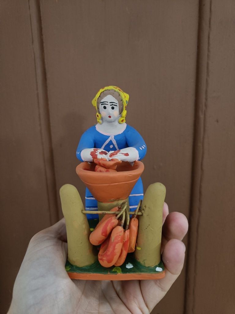 Bonecos de Estremoz (Mulher dos Enchidos)