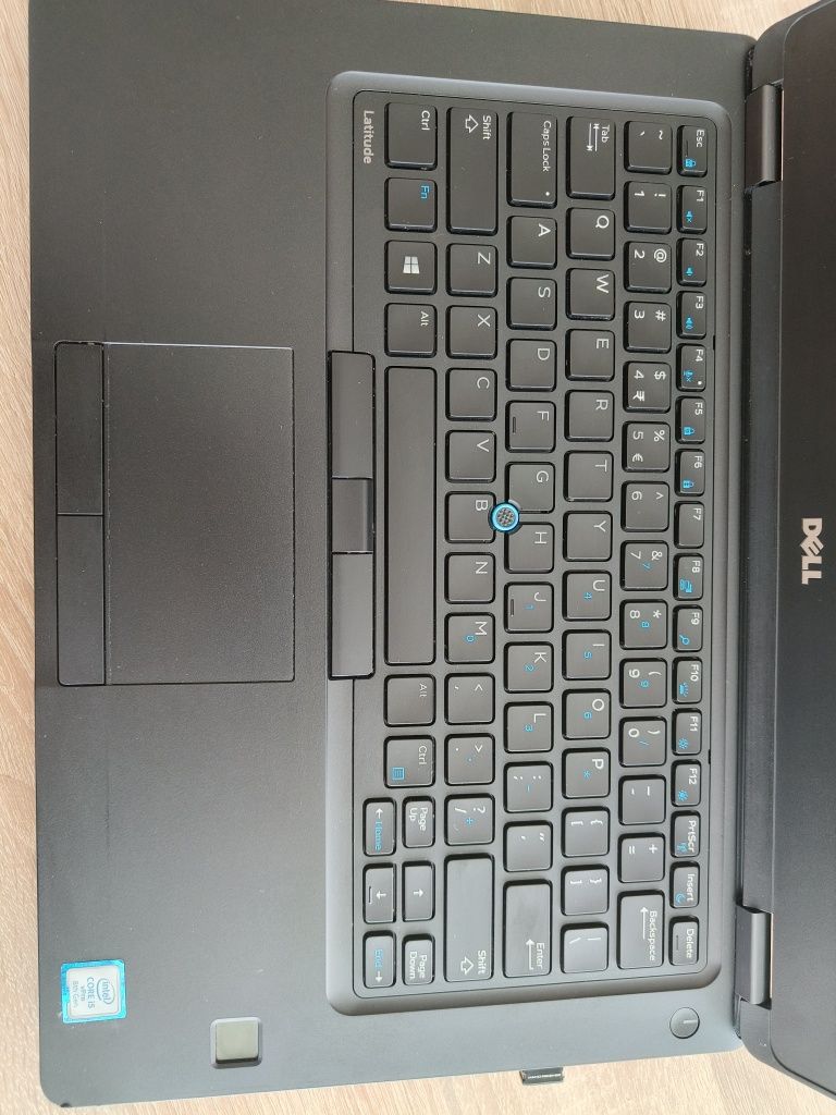 Dell Latitude 5490