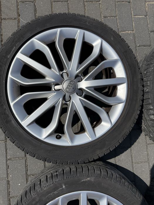 Oryginalne Koła felgi 19 cali Audi 235 45 R19