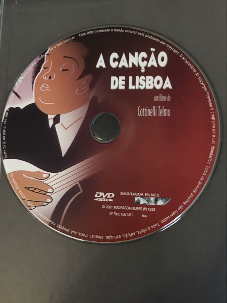 Livro ilustrado com CD incluido.