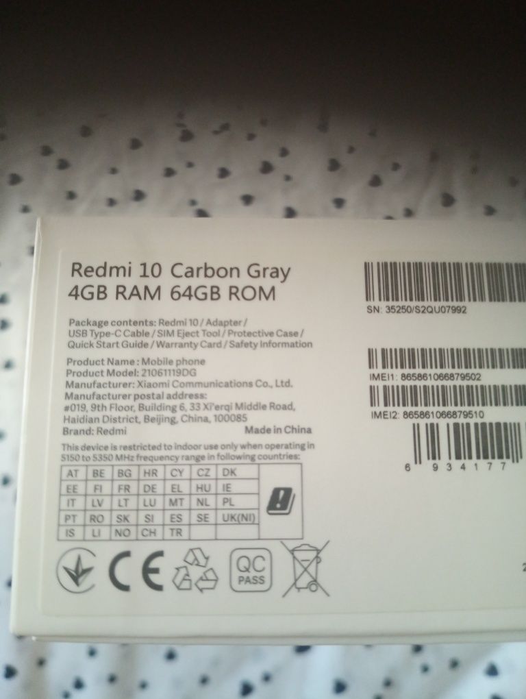 Продам смартфон Redmi 10