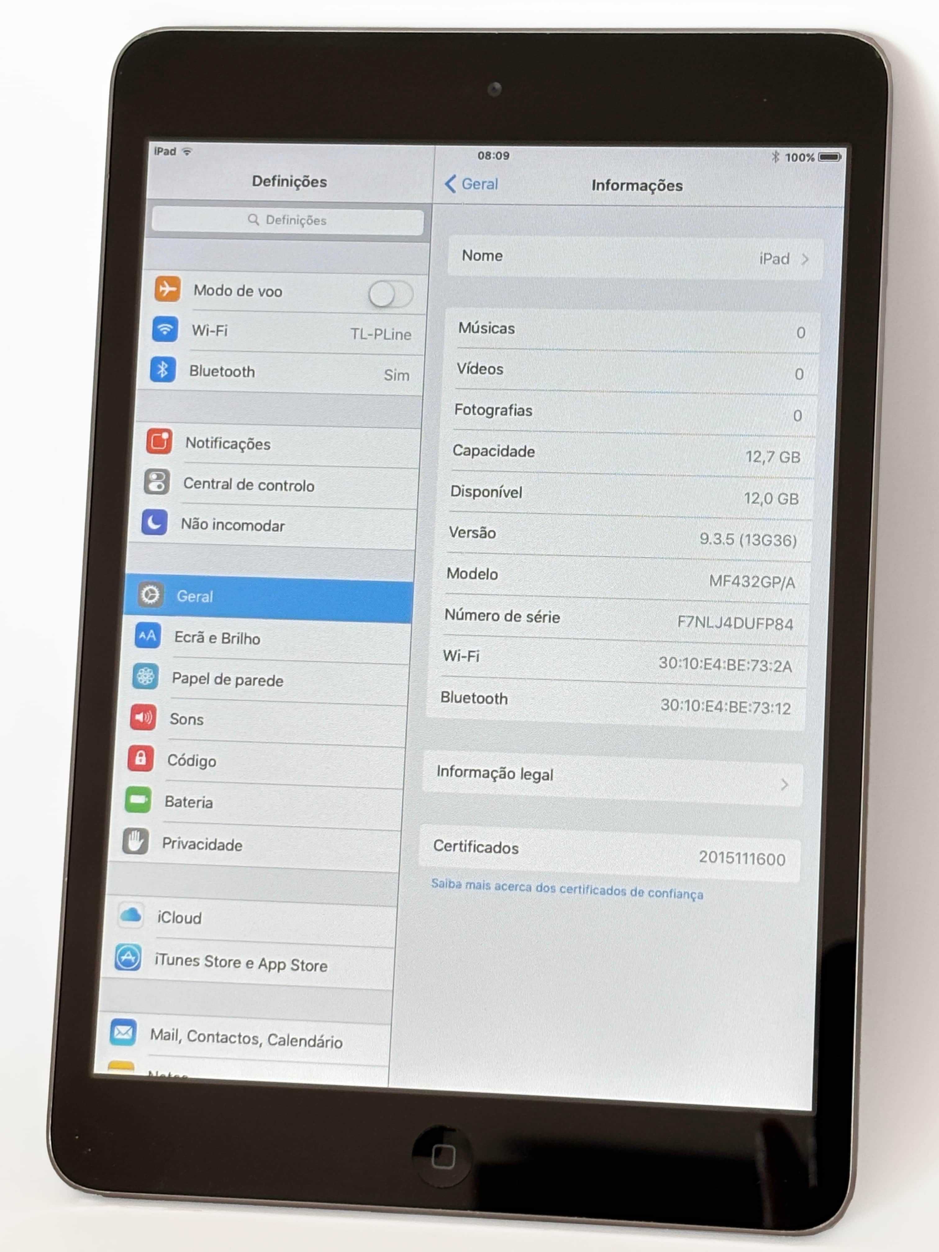 iPad mini 16GB Wi-Fi (A1432) space gray + Capa
