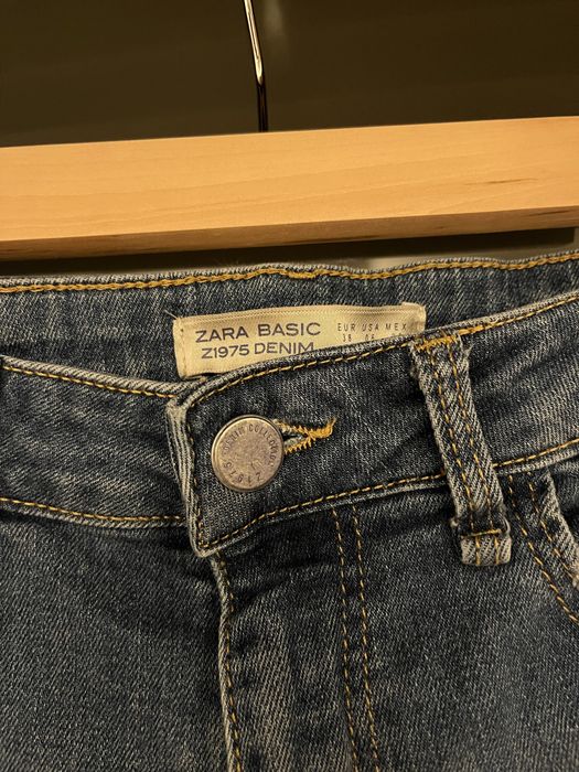 Damskie jeansy z lampasami Zara