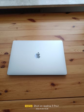 MacBook AirM1 16/256 Silver OKAZJA !