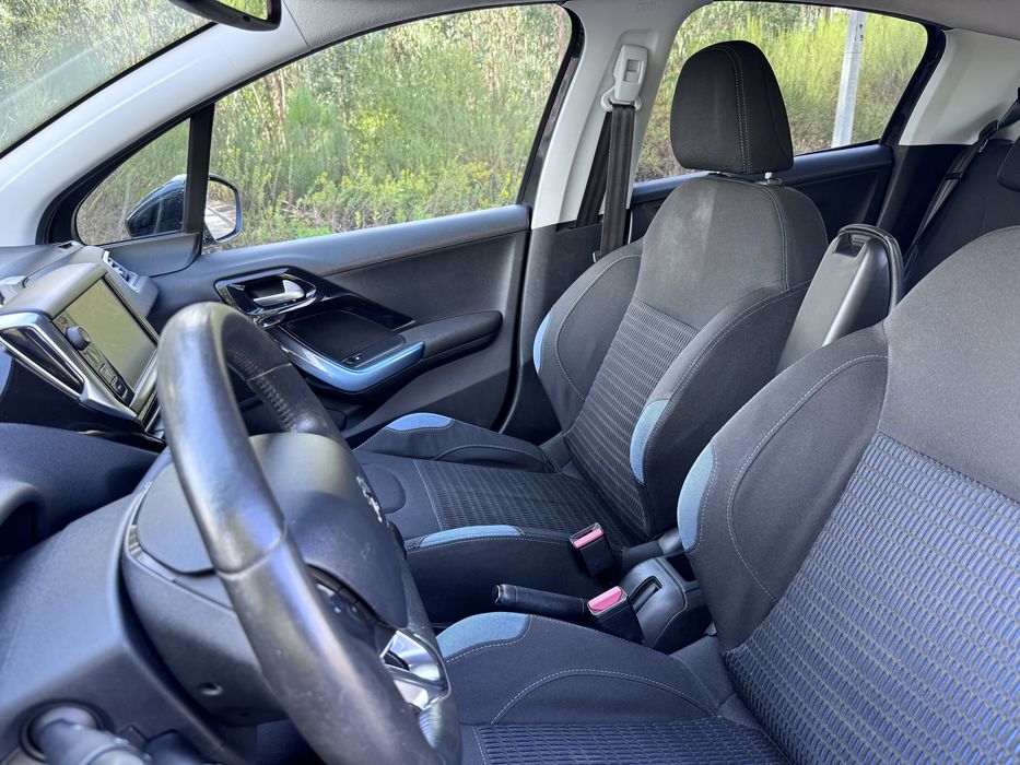 Peugeot 208 1.2 Allure