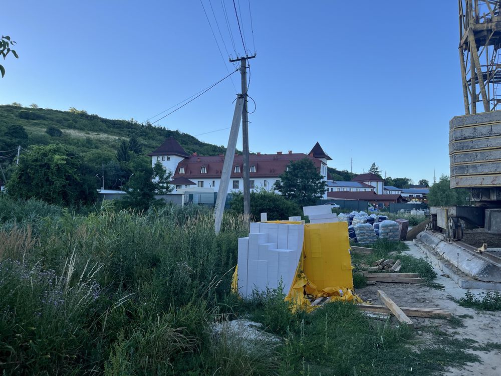Новобудова студія 40 м2 Берегово басейни "Жайворонок" 2 хв пішки