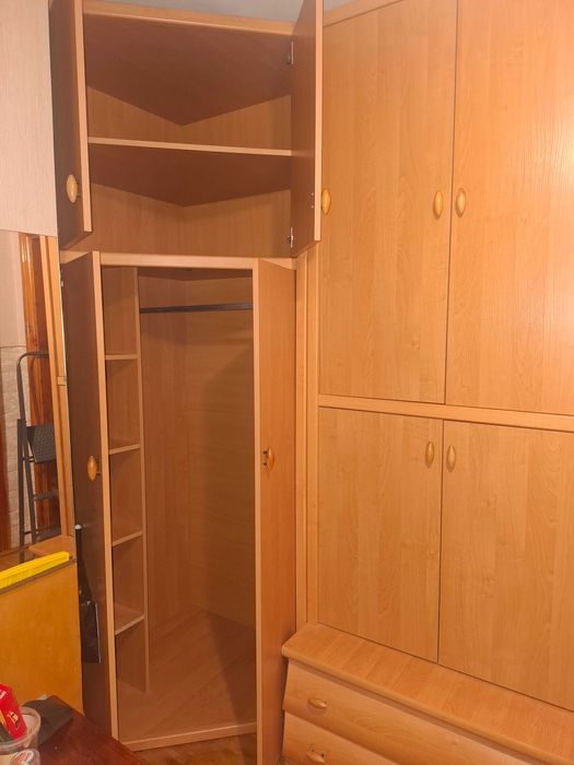 Шафа в хорошому стані