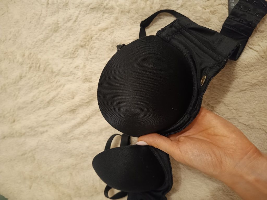 Stanik Push-up do sukienek lub na codzień 70A SECRET POSSESSIONS