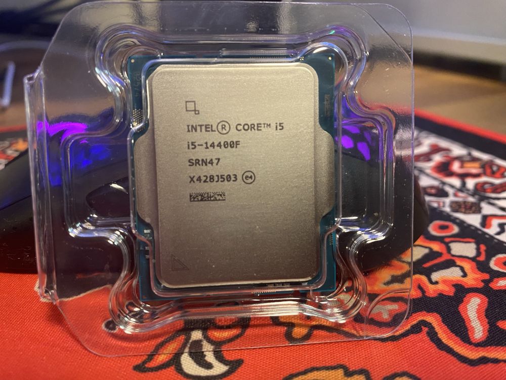 Intel Core i5-14400F новый