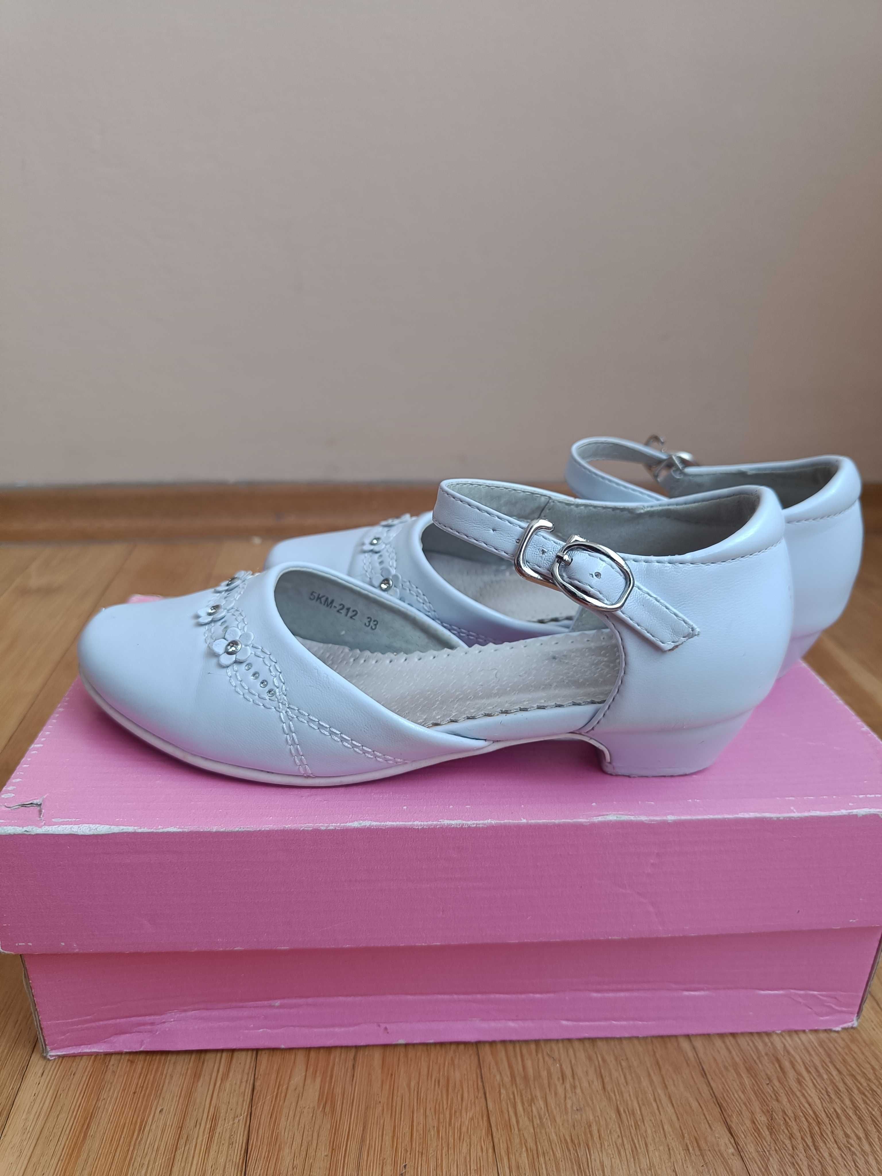 Białe buty komunijne dla dziewczynki 33 buty do komunii