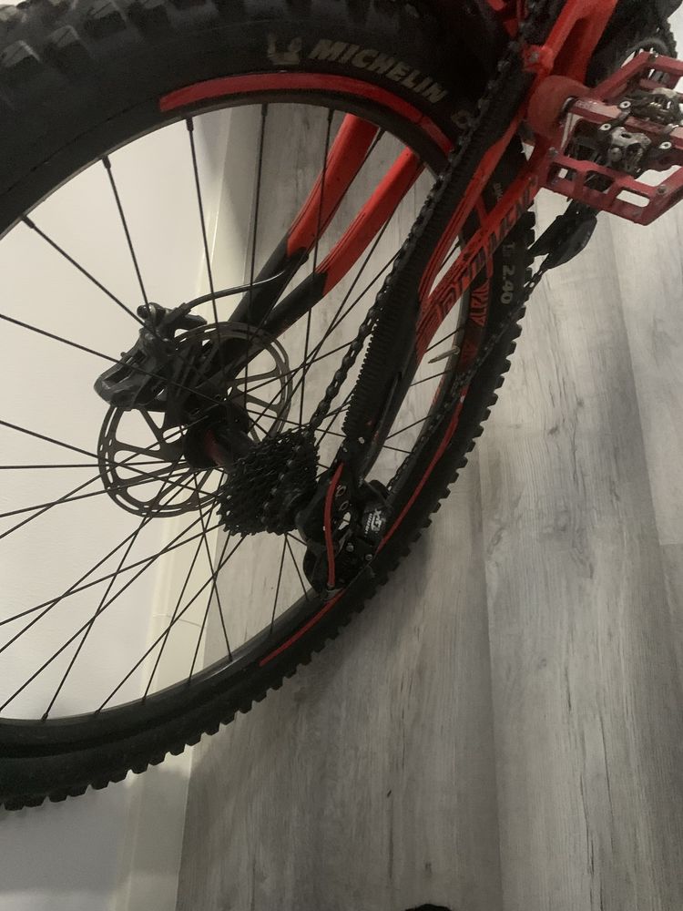 Commencal supreme v4 27.5 tamanho L