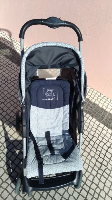Carro de bebé de passeio