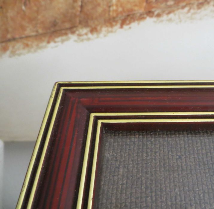 Moldura Madeira Exótica de Jalobá orlada a ouro velho e vidro 13X18 cm