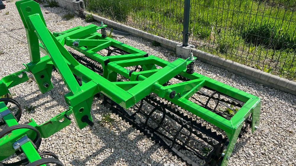 Wałek uprawowy strunowy zębaty 1.8m-3.20m