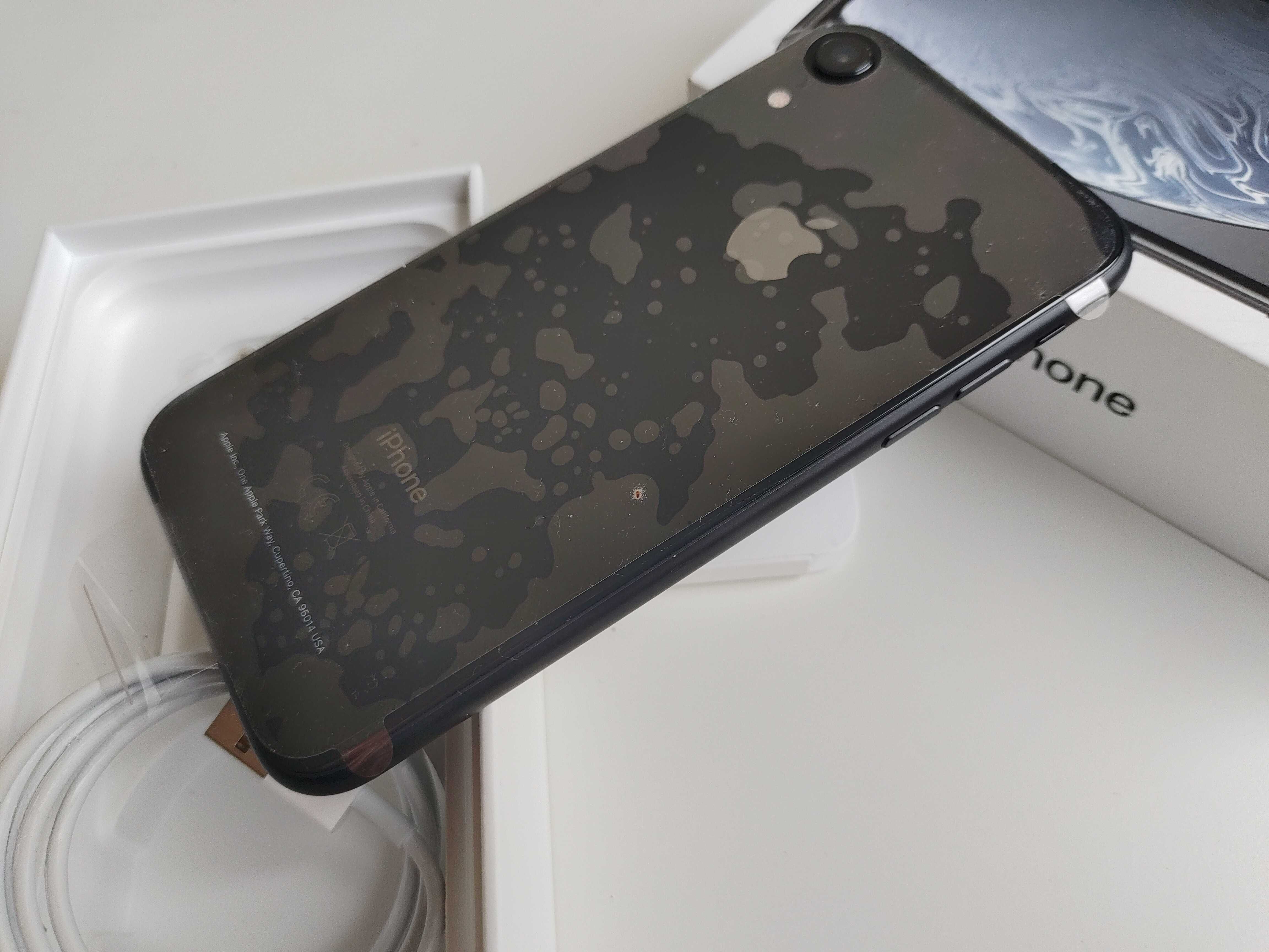 iPhone XR preto 64Gb NOVO!