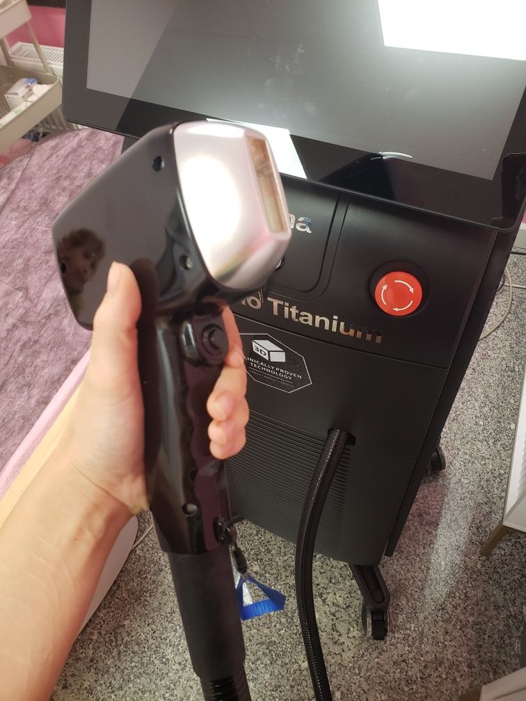 Laser diodowy do depilacji Soprano Titanium 755/808/1064 nm 4000W