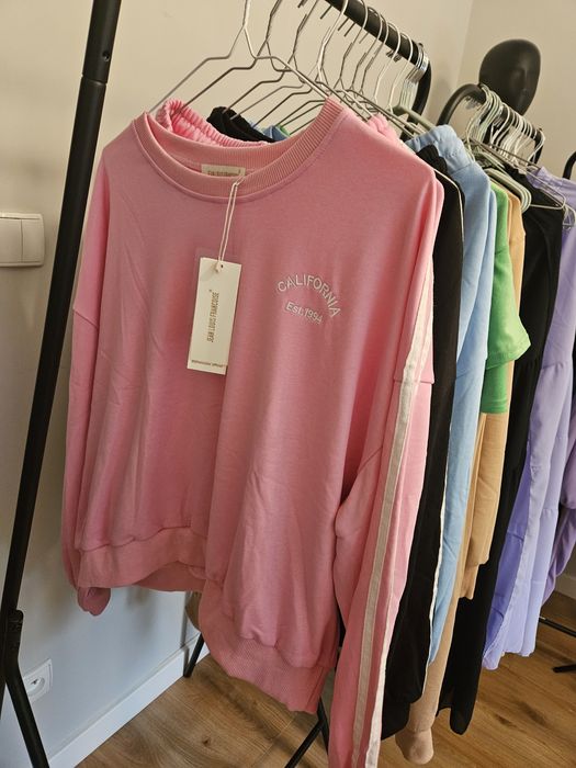 Dres bluza plus krótkie spodenki