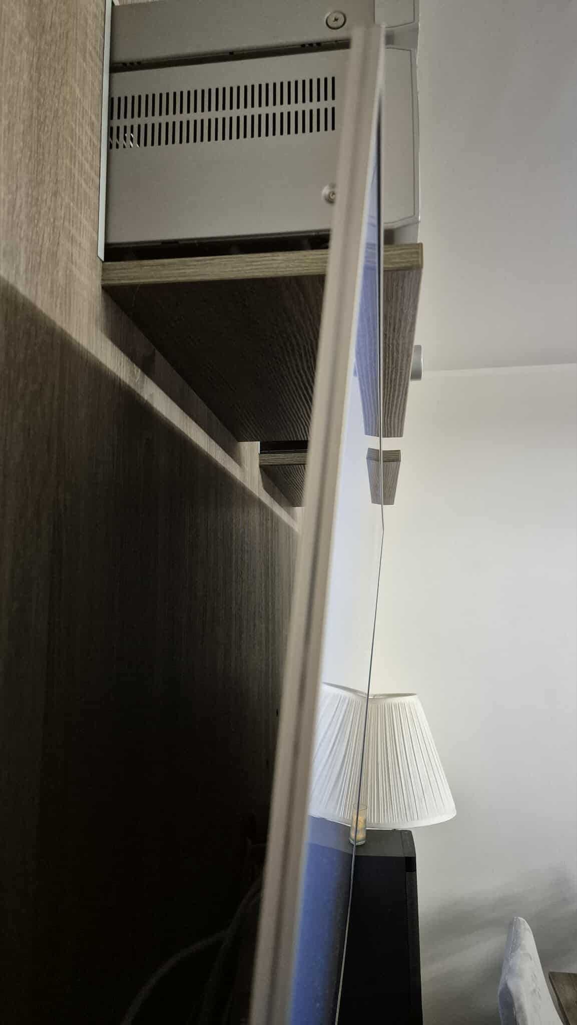 Telewizor LED SONY 65 cali model KD-65XE8577 grubość tylko 1 cm