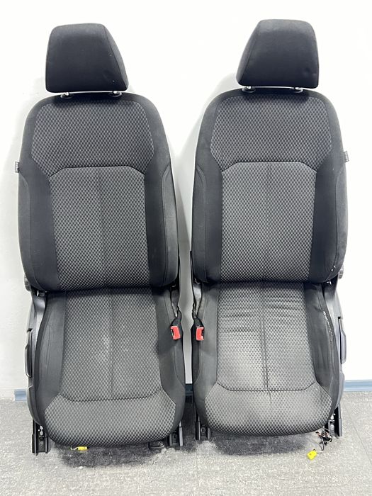 Сидіння Passat B7 седан Європа