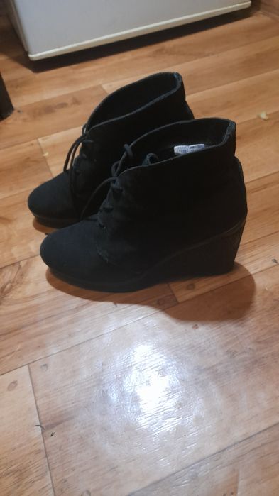 Димисизонные замшивые ботиночки