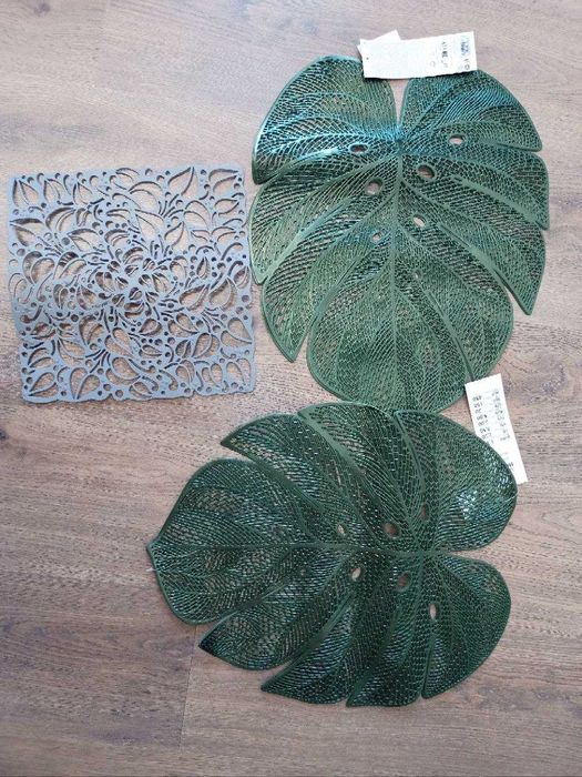 Металеві підставки під гаряче і силіконові на стіл