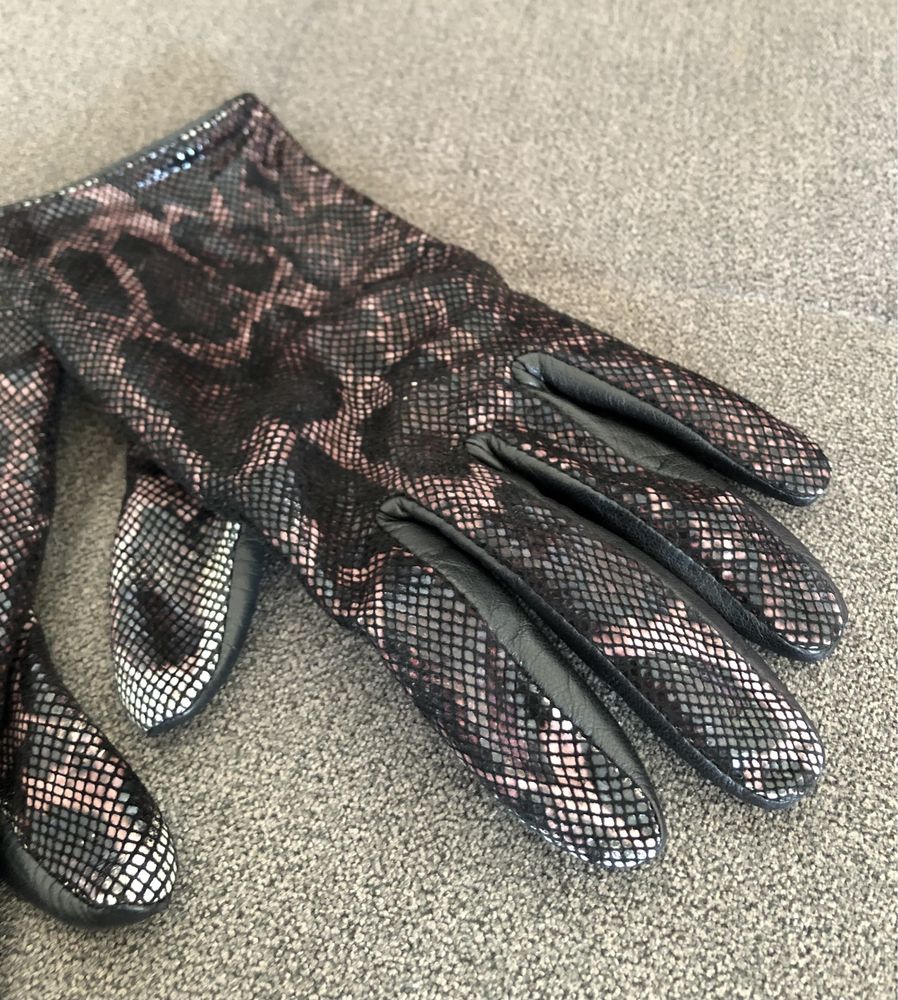 Skórzane rękawiczki Mohito wężowy print S