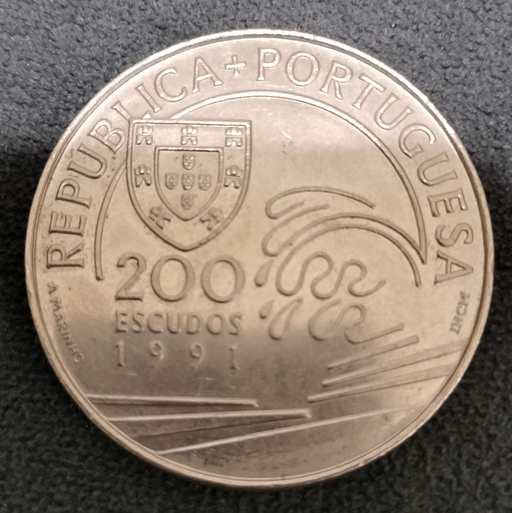 Moeda comemorativa de Cristóvão Colombo. 1991. 200 escudos.