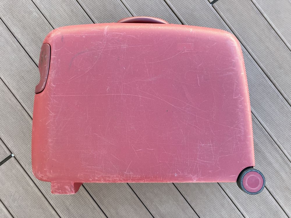 Mala de viagem rigida Samsonite vermelha com porta fatos
