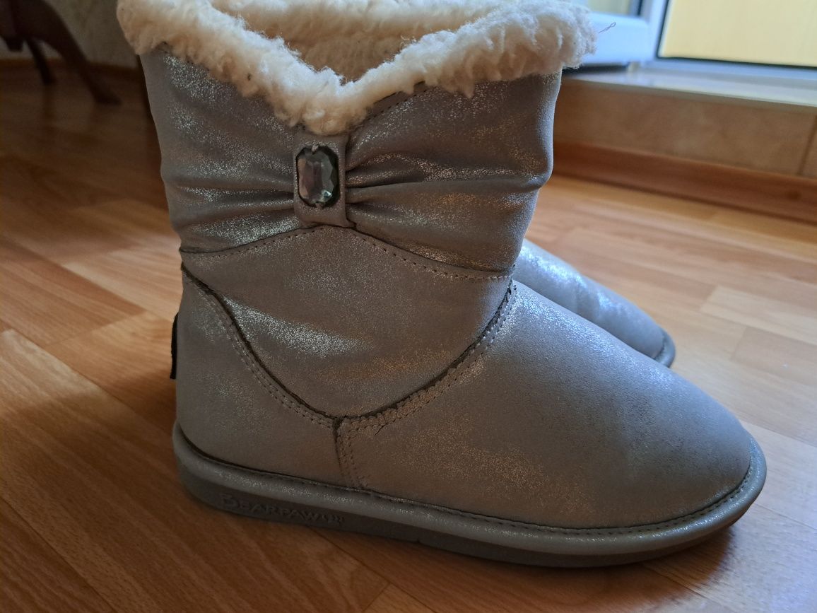 Продам уггі "Bearpaw"