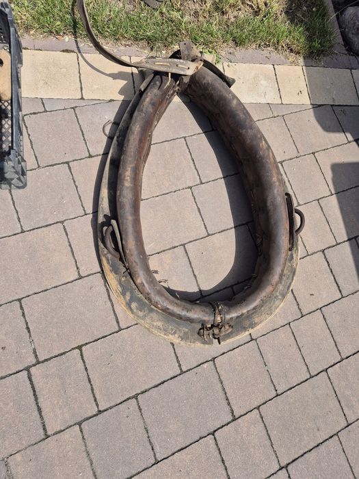 Stare duże chomąto