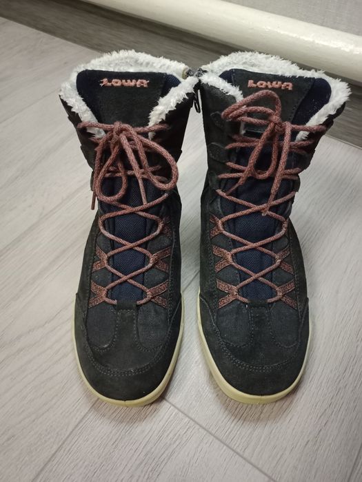 Ботинки зимові Lowa