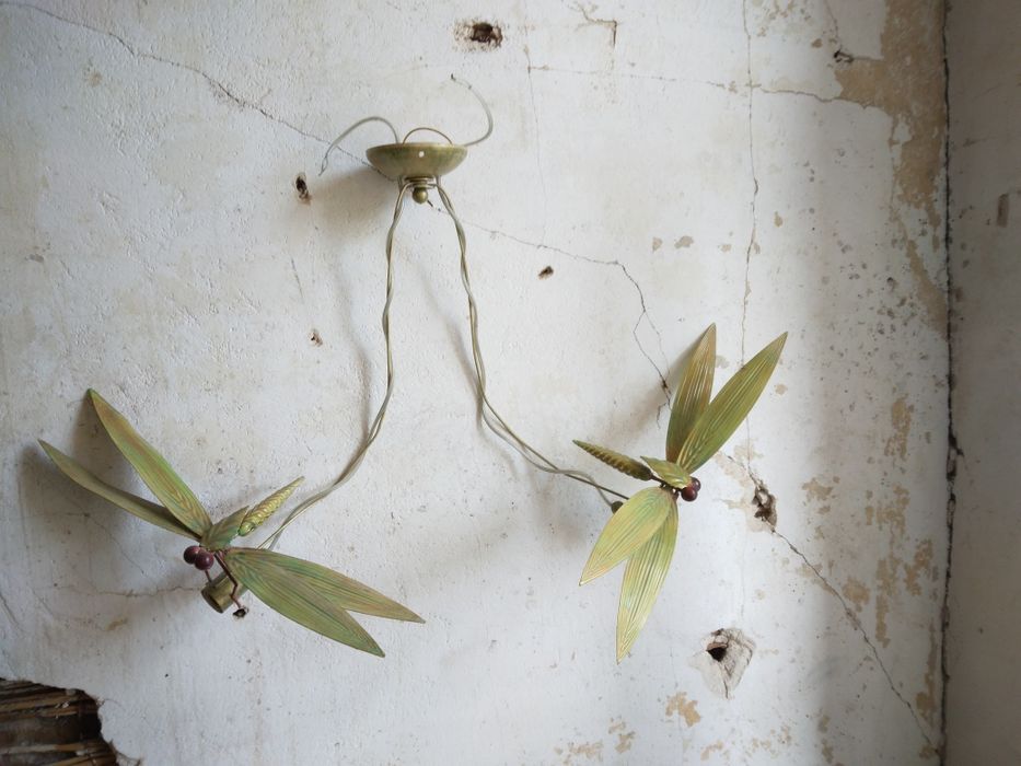 Ładny żyrandol prl ważki