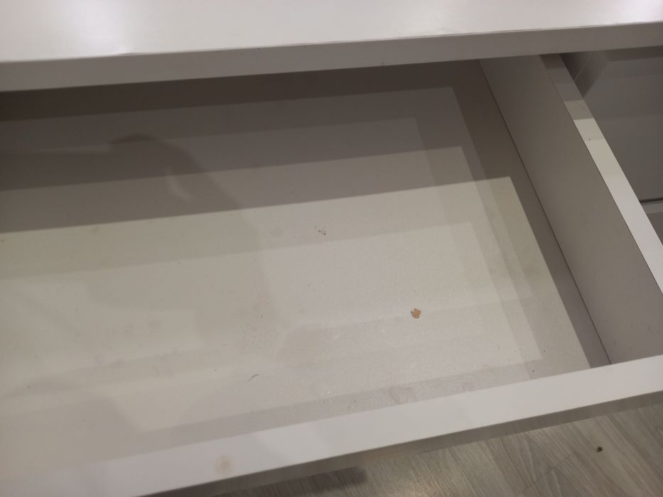 Toaletka kosmetyczna lustro z oświetleniem LED
