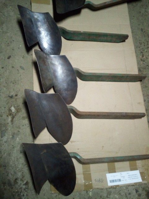 Przedpłużki pługu obrotowego