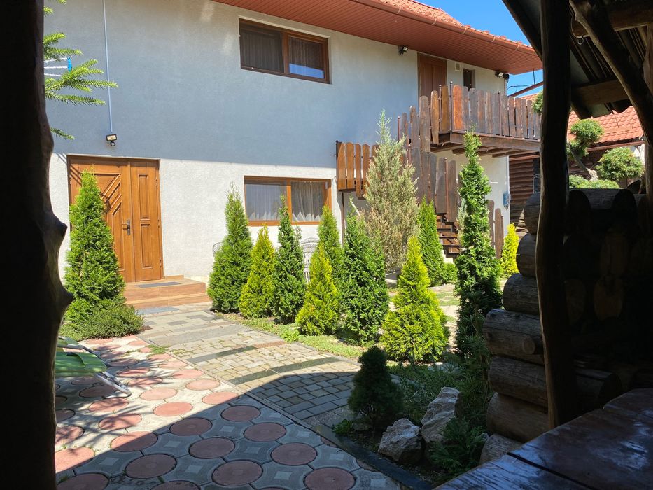 Берегове. с. Дийда  Котедж  VillaDAn, біля термальних басейнів