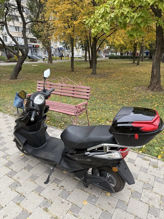 Электроскутер AIMA Journey Black