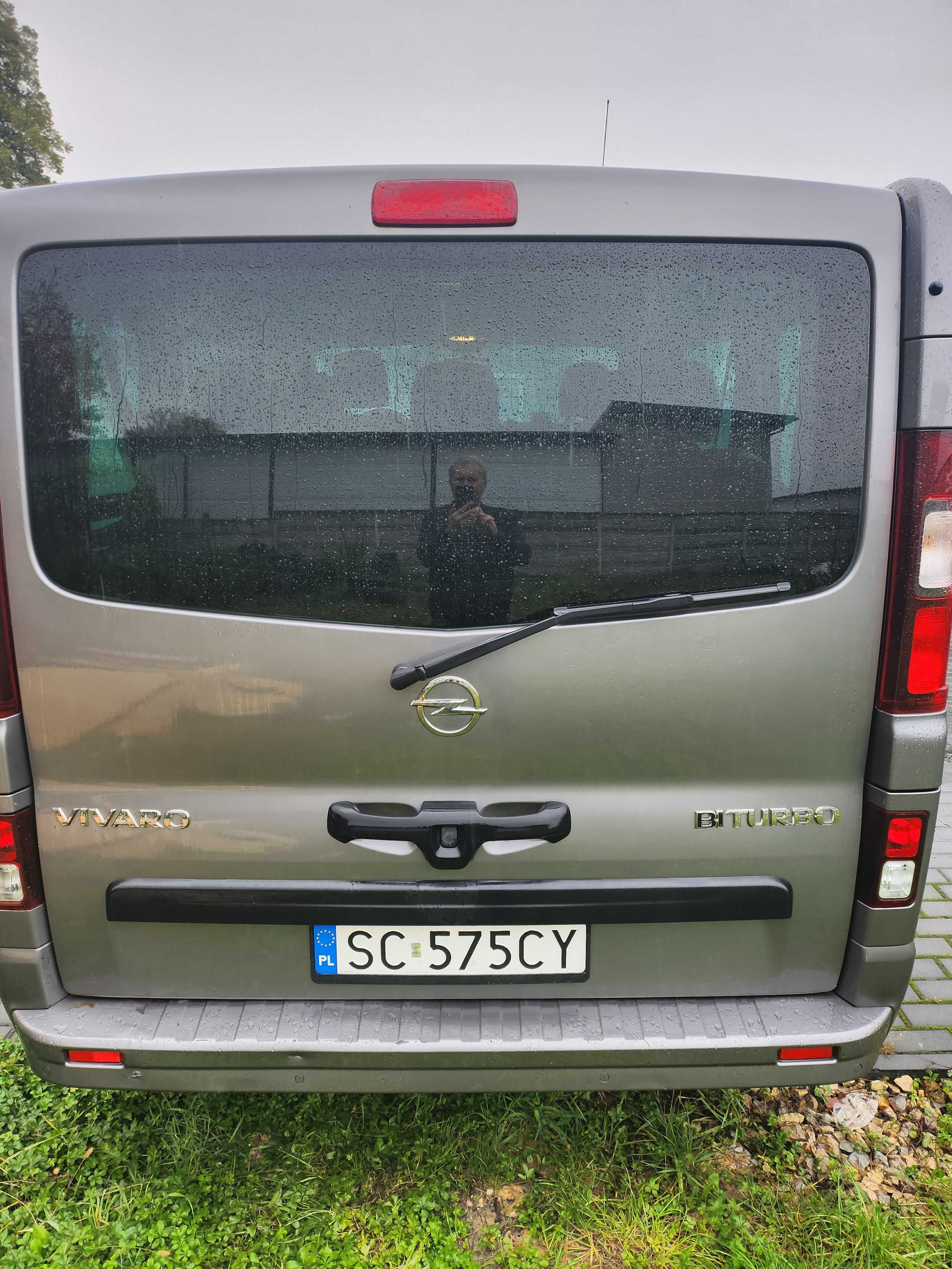 Opel Vivaro 1,6 cdti Niski przebieg 9osób