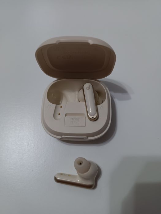 Słuchawki Soundcore P40i