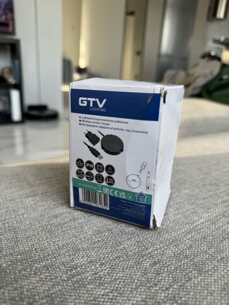 Бездротовий зарядний пристрій GTV AE-ZLADPOD-20 під стільницю