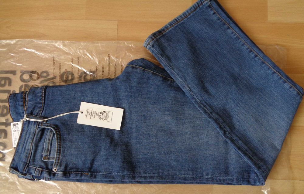 Nowe z metkami oryginalne dżinsy damskie Mustang, Rozm. L/40