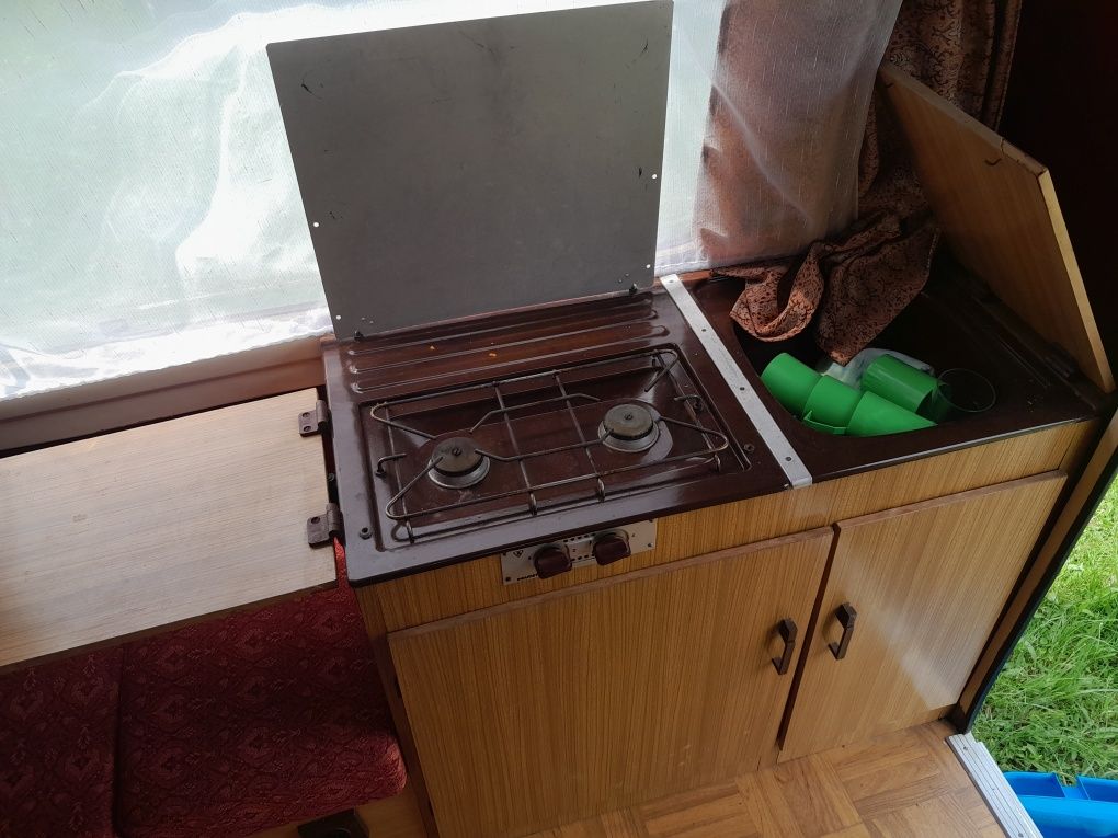 Przyczepa kempingowa niewiadów n126e zapiekanka