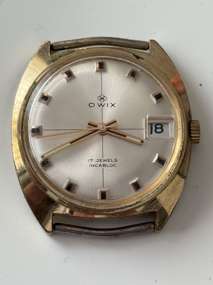 Zegarek Owix Swiss made, 17jewels, zlocony, wymiary 35.5/38mm, sprawny
