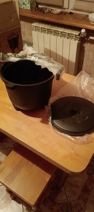 Kociołek myśliwski 8l