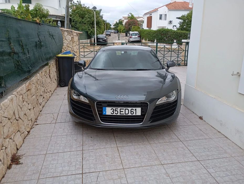 Audi R8 Coupé 4.2 FSI V8 quattro R-tronic