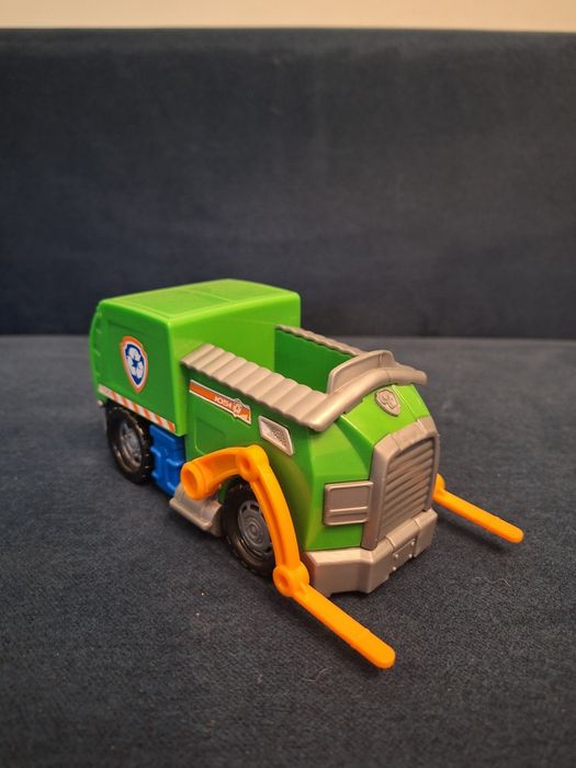 Samochody psi patrol