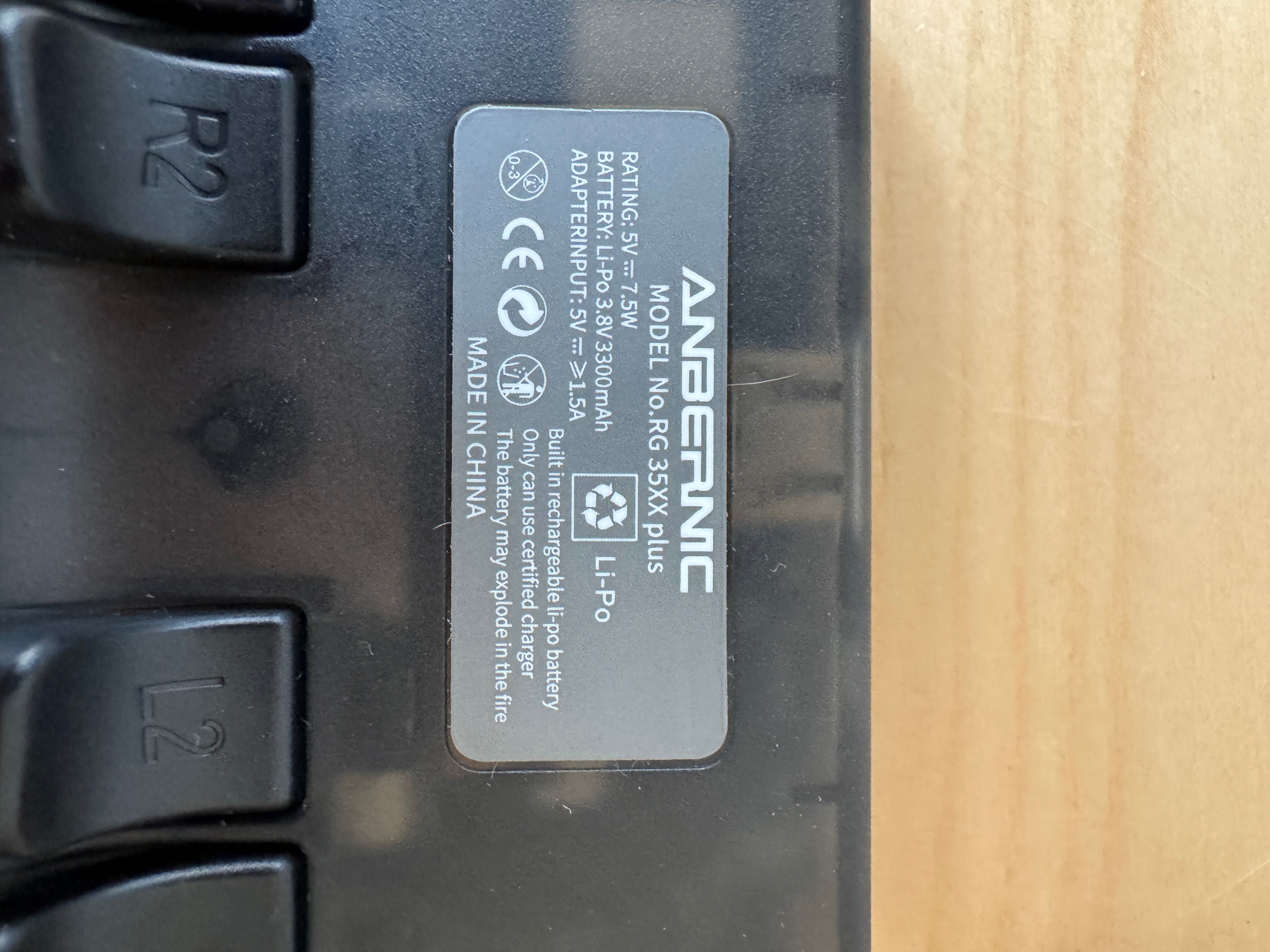 Konsola Anbernic rg35xx plus