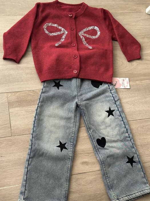 Джинси утеплені та светрик для дівчинки 120-130см