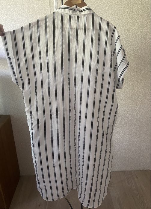 Сукня C&A біла в смужку Платье белое в полоску