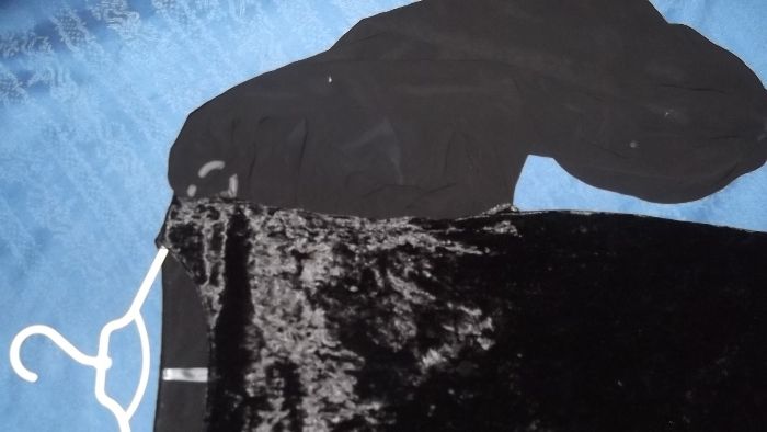 Платье красивое с рукавами