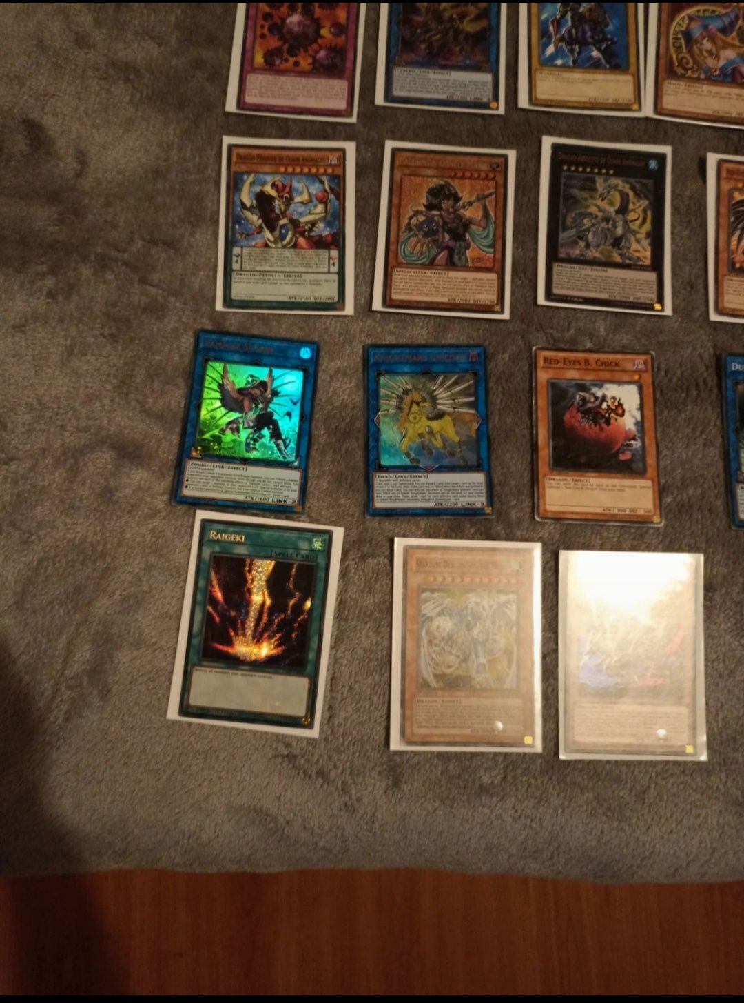 Cartas de Yu-Gi-Oh ultra raras